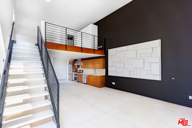 1113 ELECTRIC Avenue 1, Venice, CA 90291