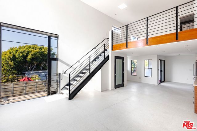 1113 ELECTRIC Avenue 1, Venice, CA 90291