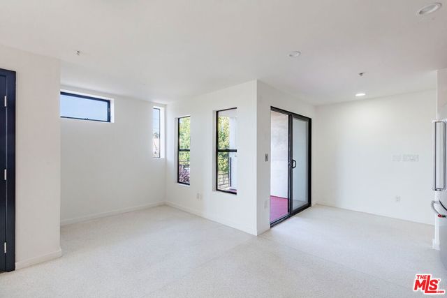 1113 ELECTRIC Avenue 1, Venice, CA 90291