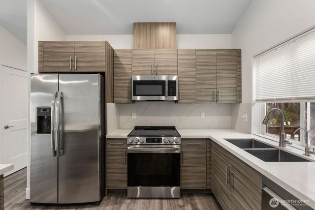 21659 SE 239th Place, Maple Valley, WA 98038