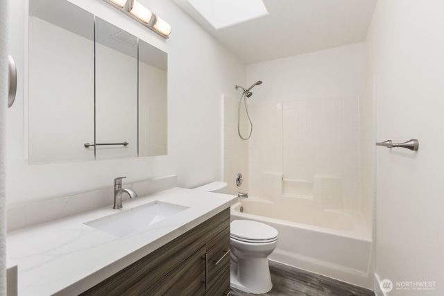 21659 SE 239th Place, Maple Valley, WA 98038