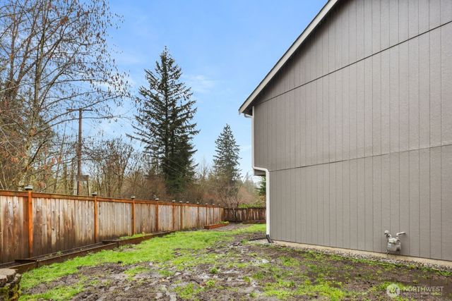 21659 SE 239th Place, Maple Valley, WA 98038