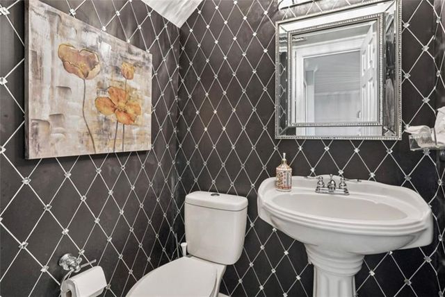 204 Summer Place, Norcross, GA 30071