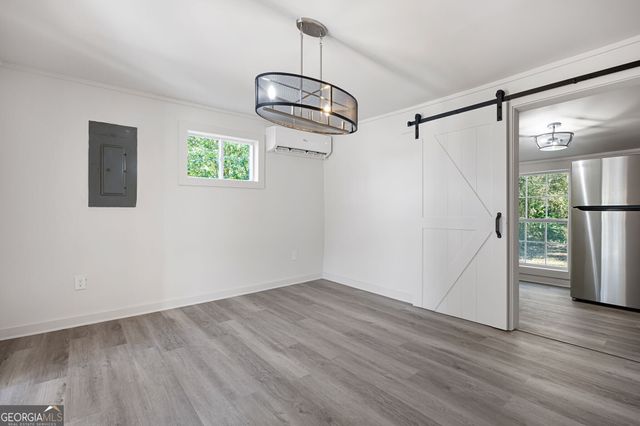 24 E Iron Belt Road, Cartersville, GA 30120