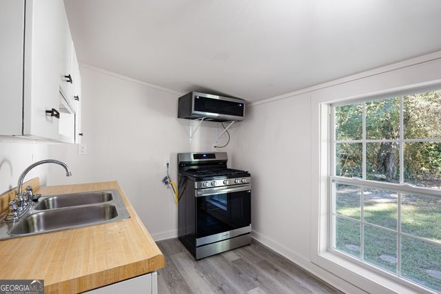 24 E Iron Belt Road, Cartersville, GA 30120