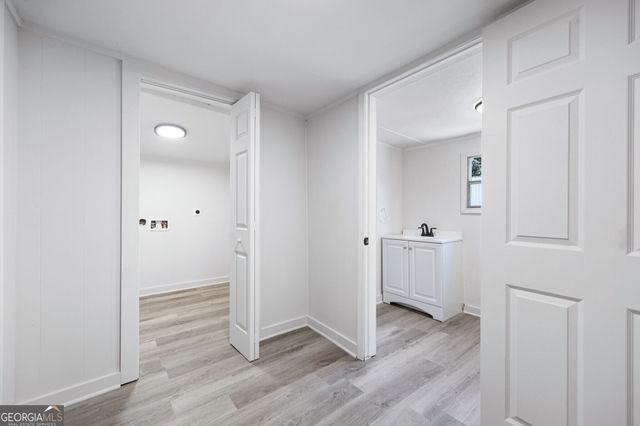 24 E Iron Belt Road, Cartersville, GA 30120