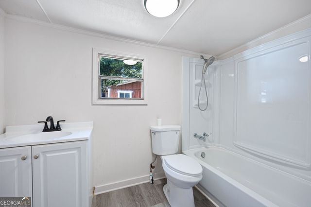 24 E Iron Belt Road, Cartersville, GA 30120