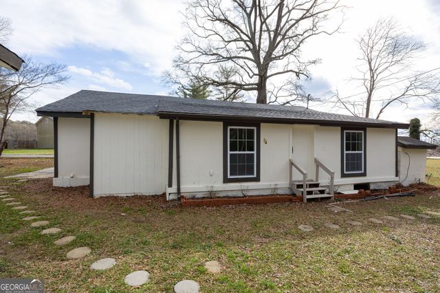 24 E Iron Belt Road, Cartersville, GA 30120