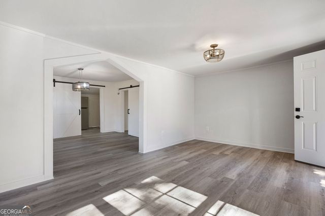 24 E Iron Belt Road, Cartersville, GA 30120