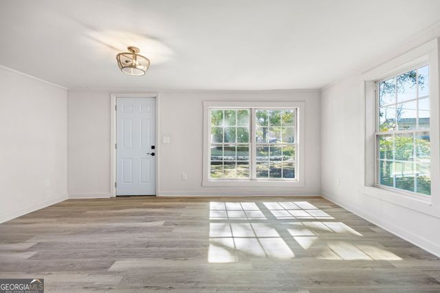 24 E Iron Belt Road, Cartersville, GA 30120