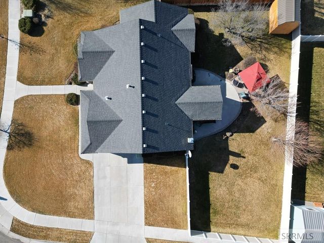 586 Bainbridge Lane, Idaho Falls, ID 83404