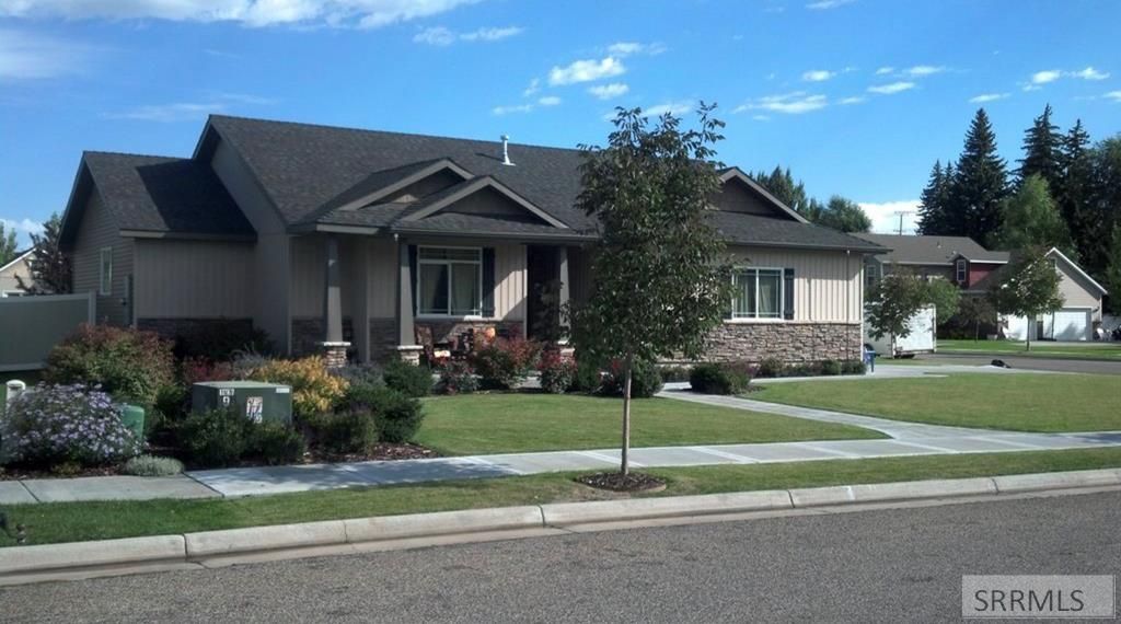 Image 30 of property listing at 586 Bainbridge Lane, Idaho Falls, ID 83404