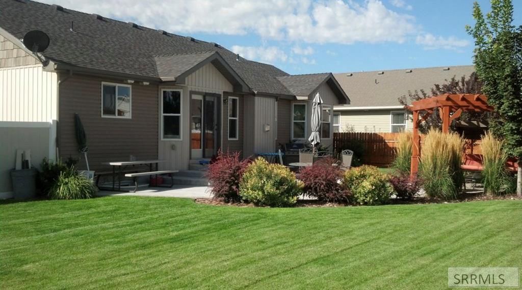 Image 31 of property listing at 586 Bainbridge Lane, Idaho Falls, ID 83404