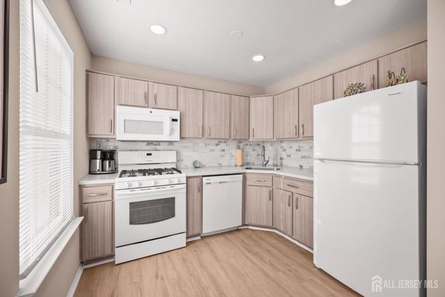 9 Williamson Court, East Windsor, NJ 08520