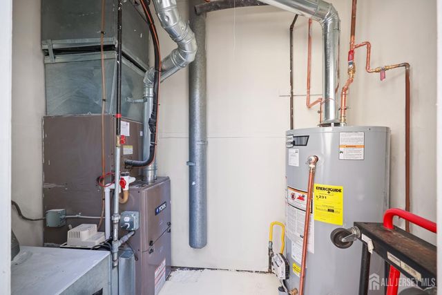 9 Williamson Court, East Windsor, NJ 08520