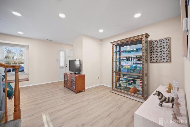 9 Williamson Court, East Windsor, NJ 08520