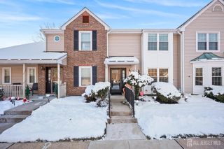 9 Williamson Court, East Windsor, NJ 08520