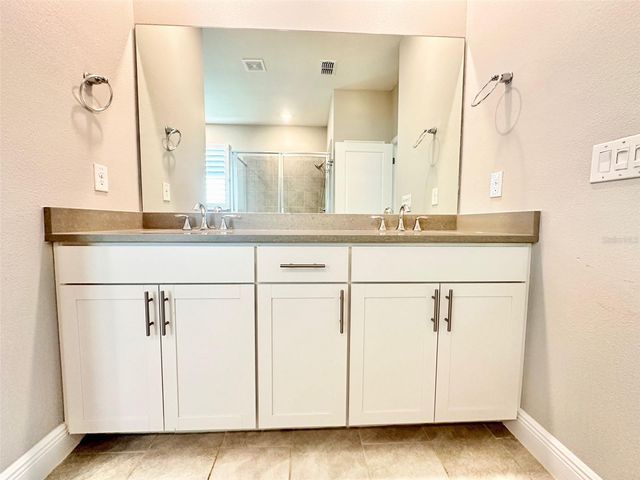8316 PRAISE DRIVE, Tampa, FL 33625