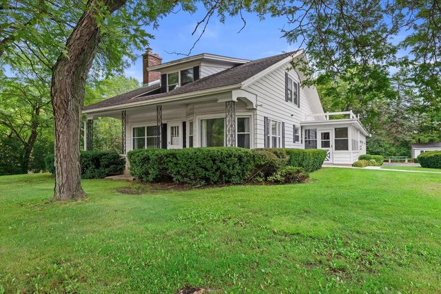 3343 State Highway 31 ROAD, Racine, WI 53405