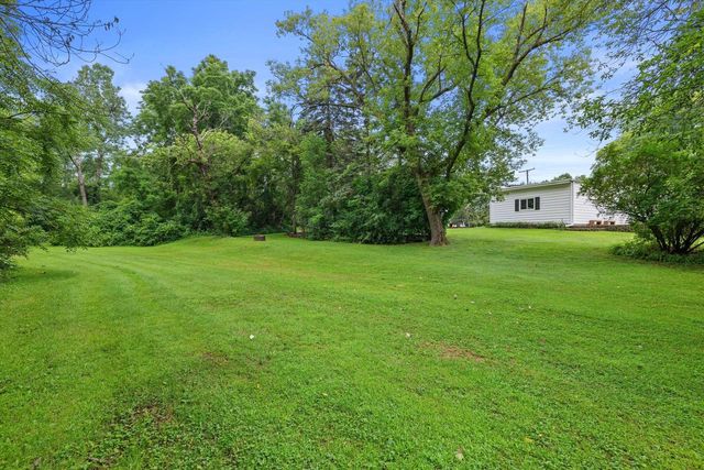 3343 State Highway 31 ROAD, Racine, WI 53405