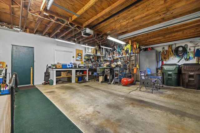 3343 State Highway 31 ROAD, Racine, WI 53405