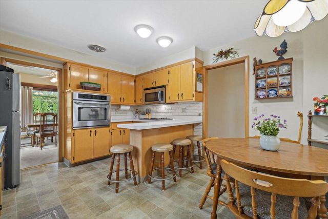 3343 State Highway 31 ROAD, Racine, WI 53405