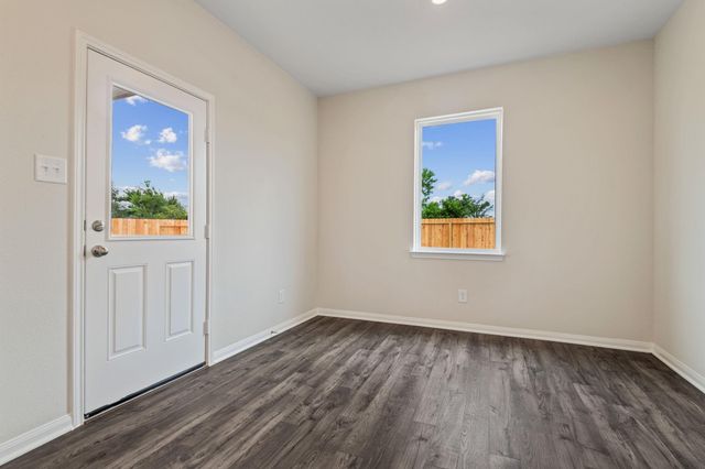 345 Fastboy Lane, Waller, TX 77484