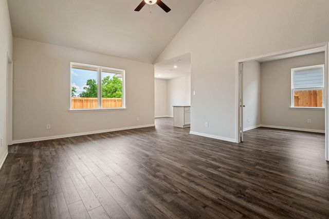 345 Fastboy Lane, Waller, TX 77484