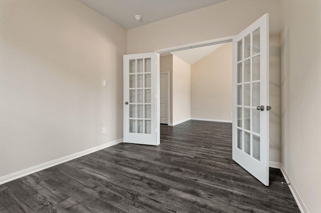345 Fastboy Lane, Waller, TX 77484