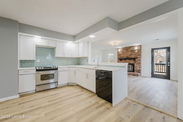 107 Sam Dr, Louisville, KY 40214