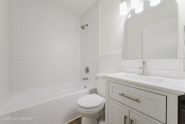 107 Sam Dr, Louisville, KY 40214