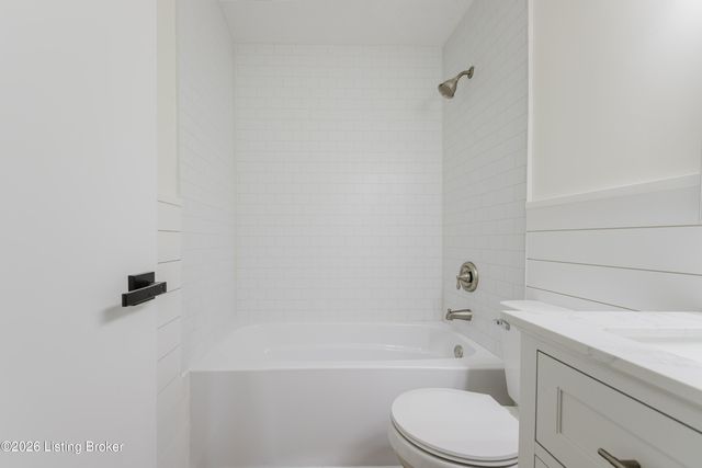 107 Sam Dr, Louisville, KY 40214