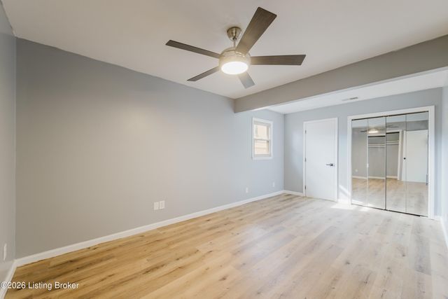 107 Sam Dr, Louisville, KY 40214