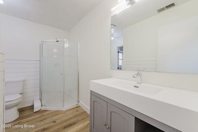 107 Sam Dr, Louisville, KY 40214