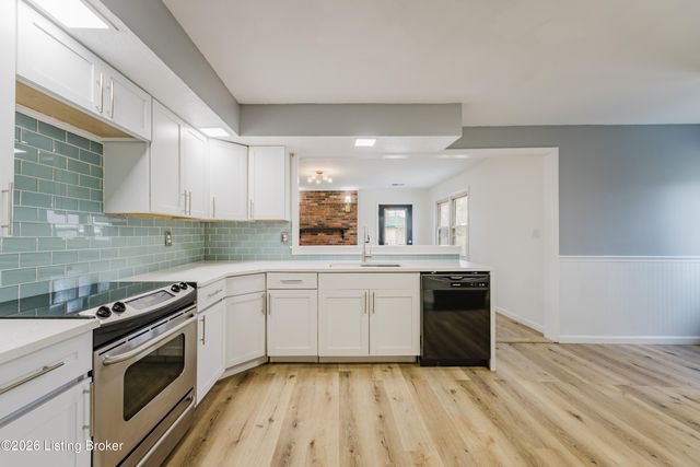 107 Sam Dr, Louisville, KY 40214