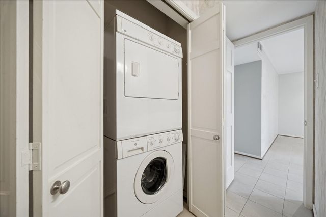 11521 Village Place Drive 154, Houston, TX 77077