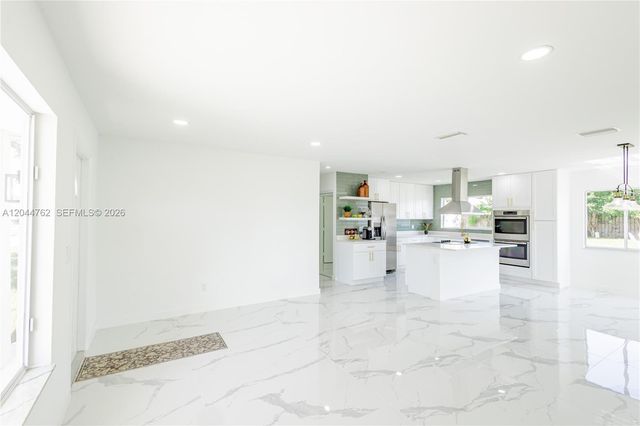 401 SW College Park Rd, Port St. Lucie, FL 34953