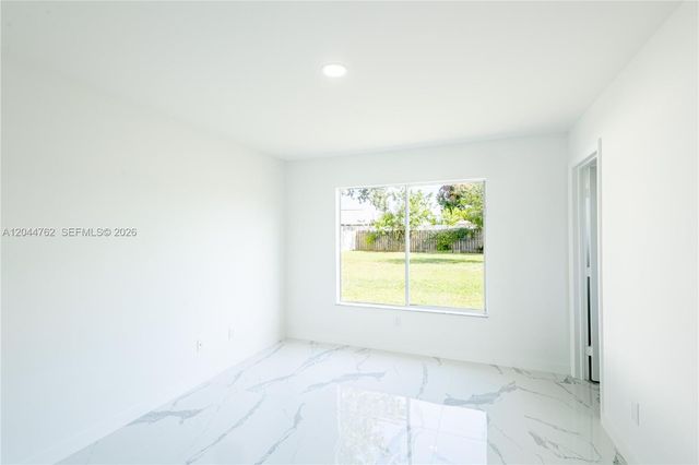 401 SW College Park Rd, Port St. Lucie, FL 34953