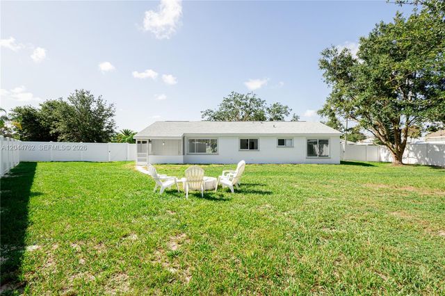 401 SW College Park Rd, Port St. Lucie, FL 34953