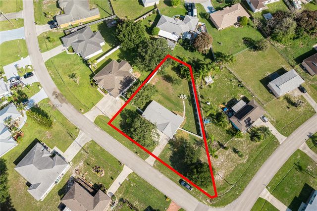 401 SW College Park Rd, Port St. Lucie, FL 34953