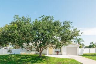 401 SW College Park Rd, Port St. Lucie, FL 34953
