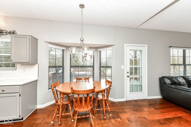 11124 Ashley Place, Fishers, IN 46038