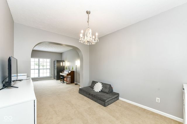 11124 Ashley Place, Fishers, IN 46038
