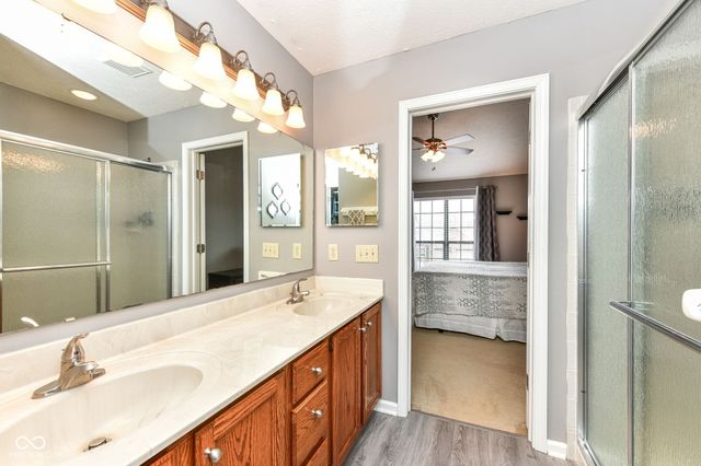 11124 Ashley Place, Fishers, IN 46038