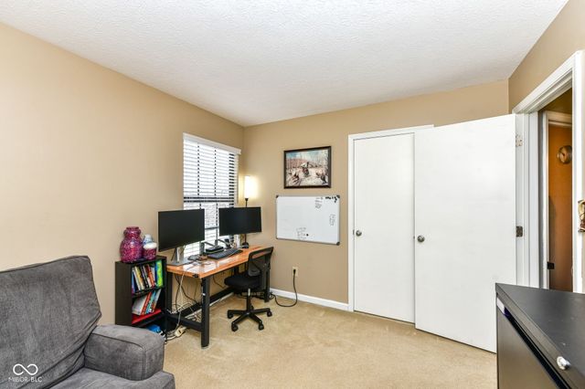 11124 Ashley Place, Fishers, IN 46038