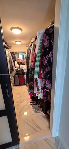 20301 W Country Club Dr 2528, Aventura, FL 33180