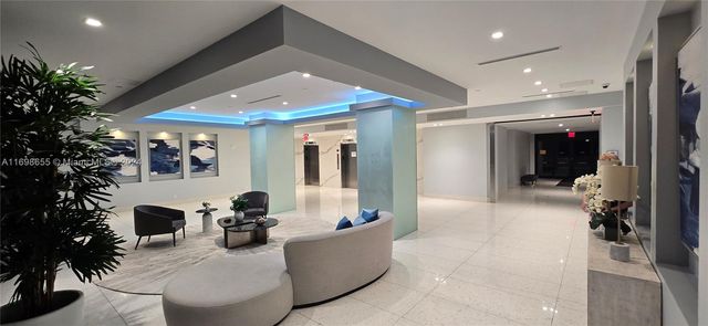 20301 W Country Club Dr 2528, Aventura, FL 33180