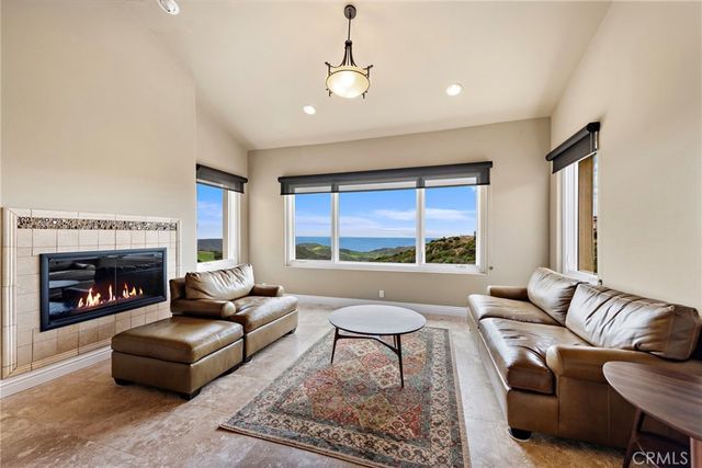 27 Pacific Mist, Newport Coast, CA 92657