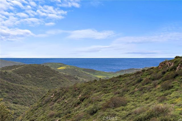 27 Pacific Mist, Newport Coast, CA 92657