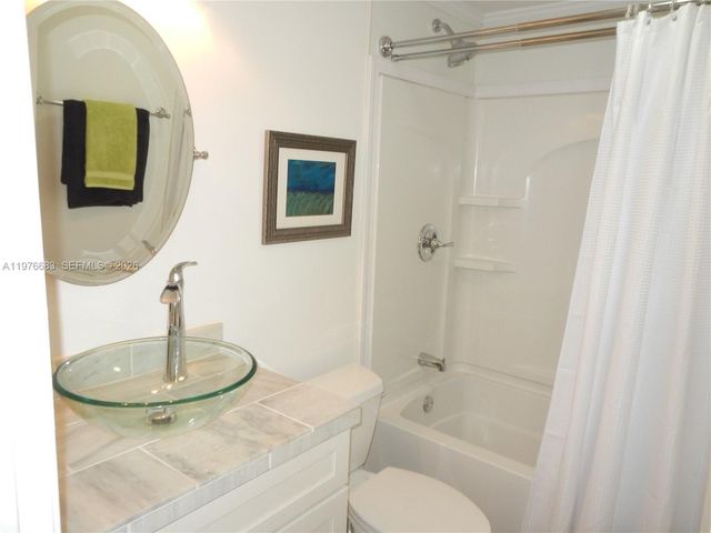 2461 SW 50th St 0, Dania Beach, FL 33312